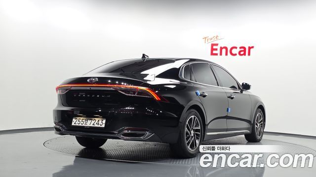 Hyundai Grandeur 2022 — photo 2