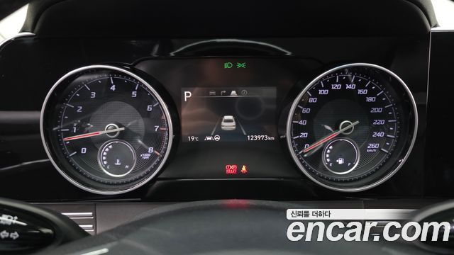 Hyundai Grandeur 2022 — photo 11