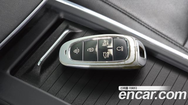 Hyundai Grandeur 2022 — photo 28