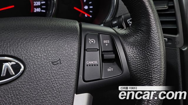 Kia Sorento 2010 — photo 24
