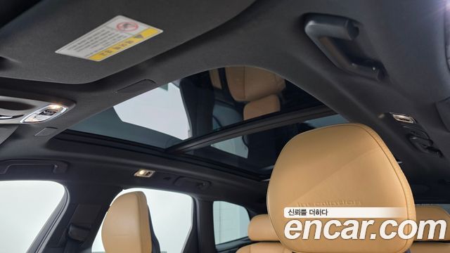 Volvo XC60 2018 — photo 22