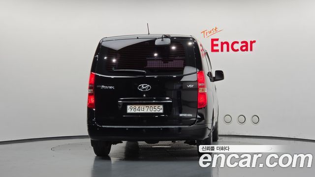 Hyundai Starex 2017 — photo 4