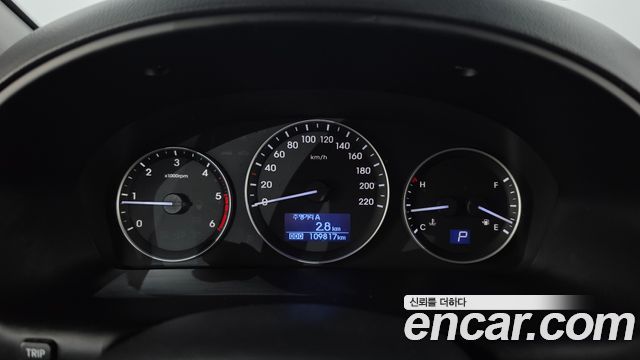 Hyundai Starex 2017 — photo 8