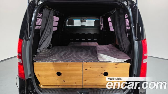 Hyundai Starex 2017 — photo 20