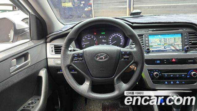 Hyundai Sonata 2015 — photo 13