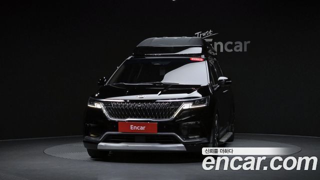 Kia Canival 2021 — photo 3