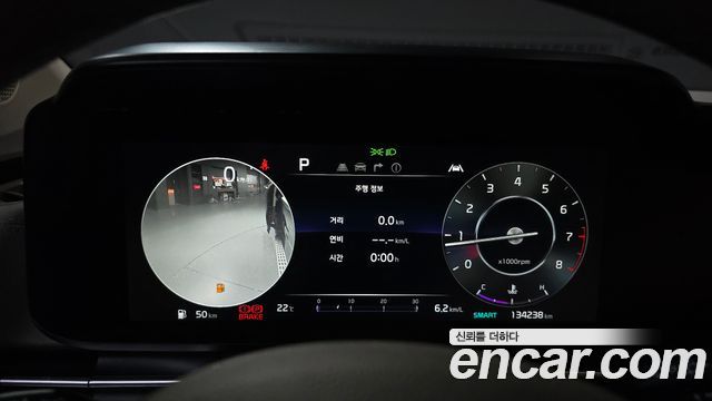 Kia Canival 2021 — photo 11
