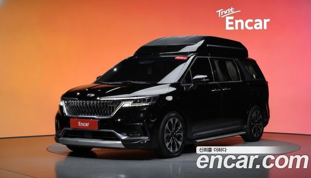 Kia Canival 2021 — photo 1