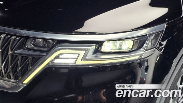 Kia Canival 2021 — photo 8