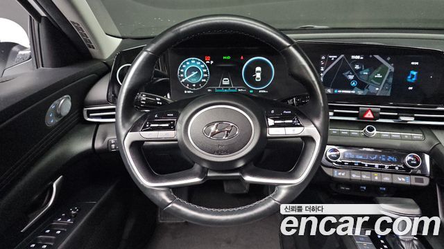 Hyundai AVANTE 2021 — photo 19