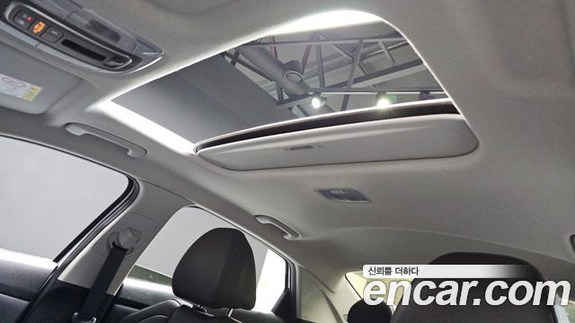 Hyundai AVANTE 2021 — photo 23