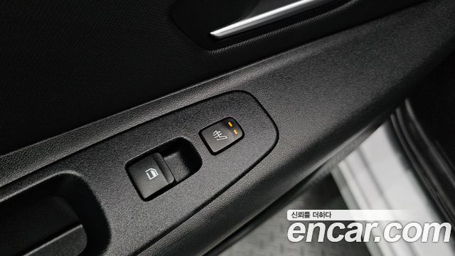 Hyundai AVANTE 2021 — photo 28
