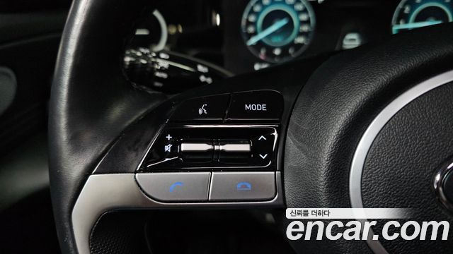 Hyundai AVANTE 2021 — photo 31