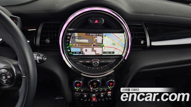 Mini Cooper 2020 — photo 20