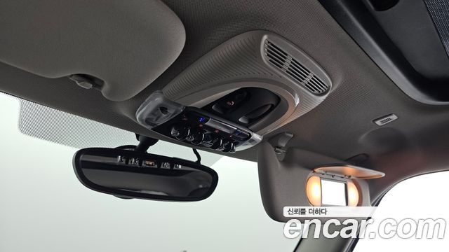 Mini Cooper 2020 — photo 24
