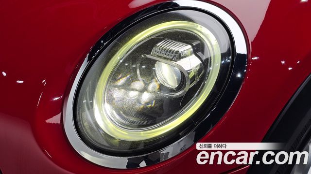 Mini Cooper 2020 — photo 8