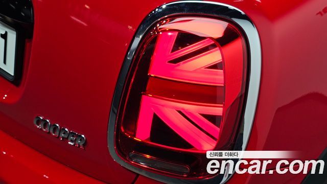 Mini Cooper 2020 — photo 9