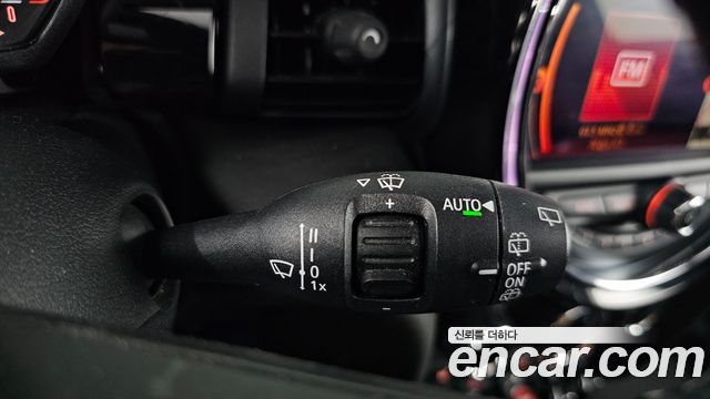 Mini Cooper 2020 — photo 28