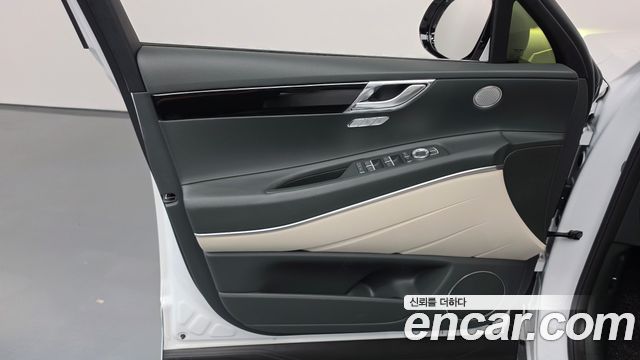 Genesis GV80 2025 — photo 14