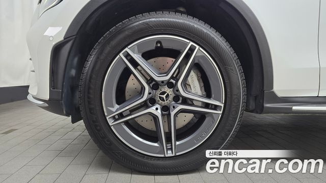 Mercedes-Benz GLC-Class 2020 — photo 5