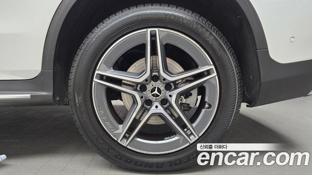 Mercedes-Benz GLC-Class 2020 — photo 7