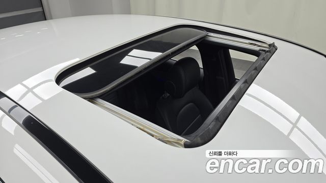 Mercedes-Benz GLC-Class 2020 — photo 30