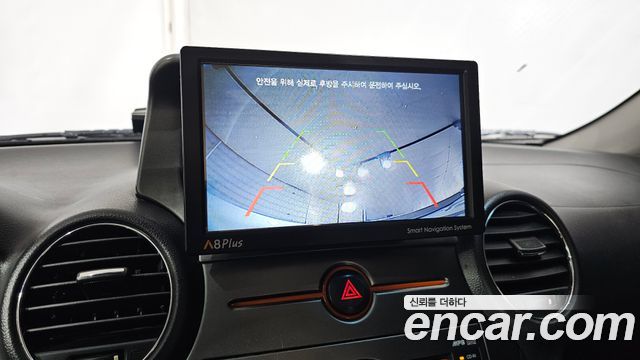Kia Carens 2012 — photo 16