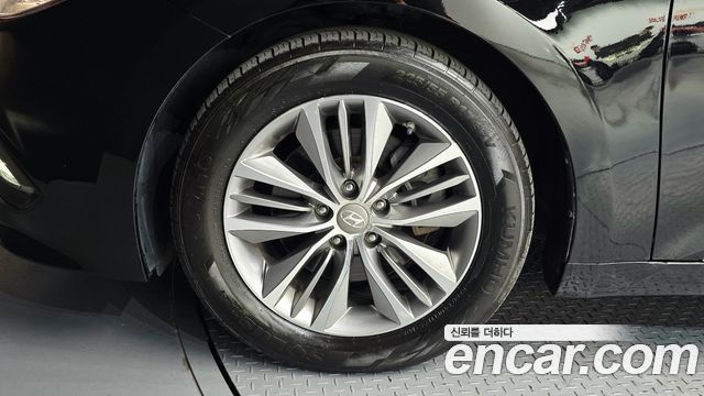 Hyundai Grandeur 2016 — photo 5