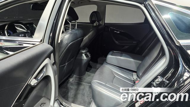 Hyundai Grandeur 2016 — photo 11