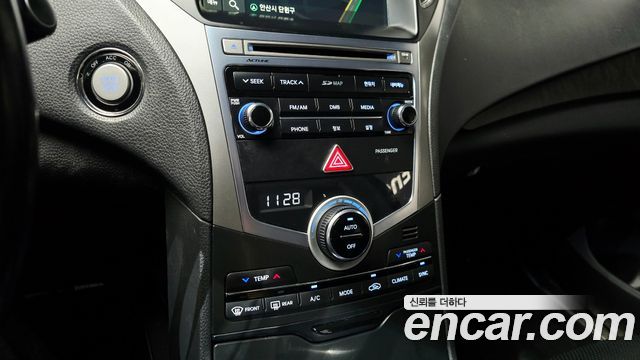 Hyundai Grandeur 2016 — photo 18