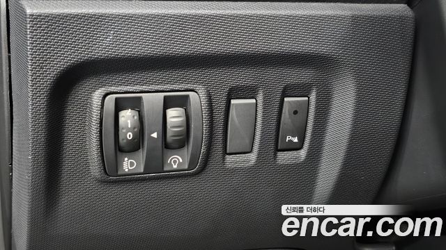 Renault Korea QM3 2014 — photo 13
