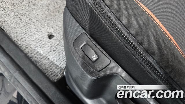 Renault Korea QM3 2014 — photo 18