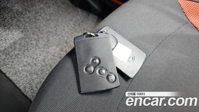 Renault Korea QM3 2014 — photo 19