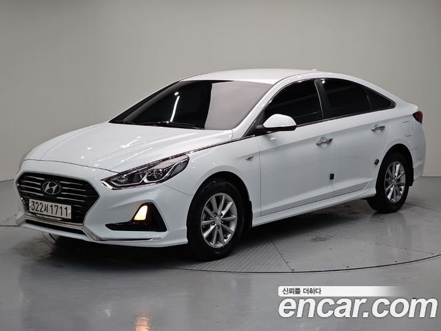 Hyundai Sonata 2018 — photo 1