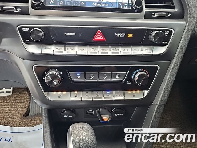 Hyundai Sonata 2018 — photo 10