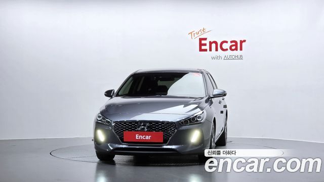 Hyundai i30 2018 — photo 3