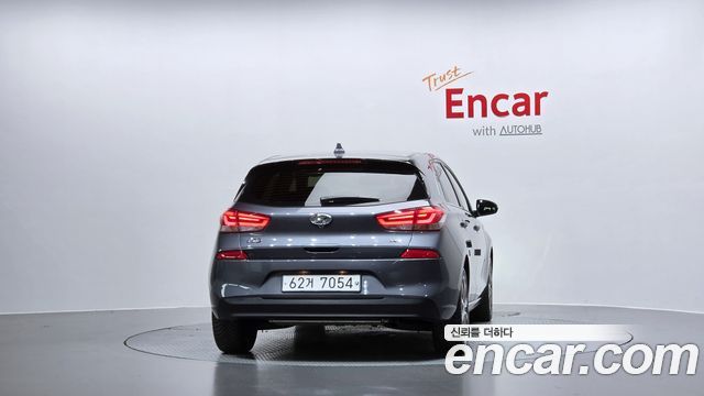 Hyundai i30 2018 — photo 4