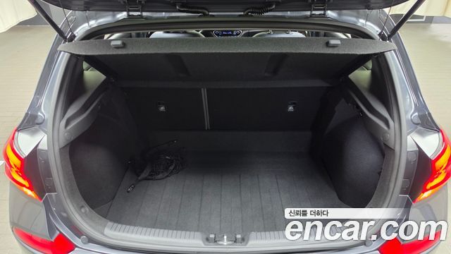 Hyundai i30 2018 — photo 30
