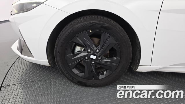 Hyundai AVANTE 2021 — photo 5