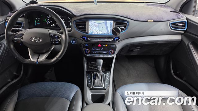 Hyundai Ioniq 2016 — photo 7