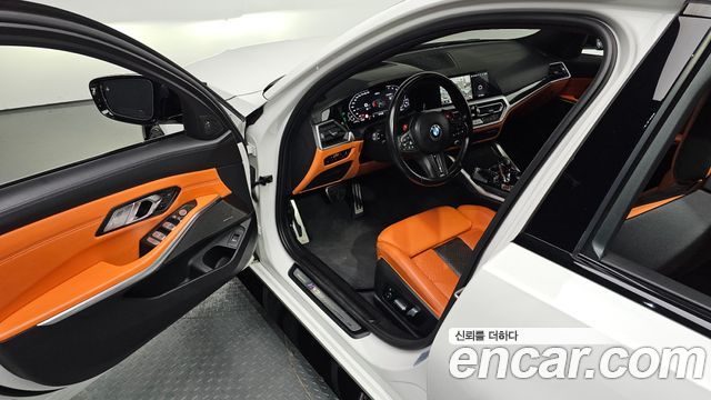 BMW M3 2022 — photo 17