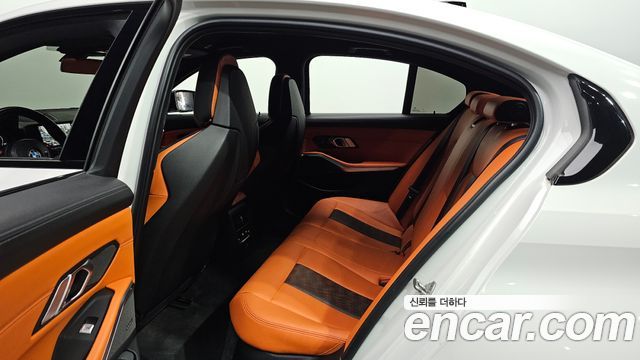 BMW M3 2022 — photo 18