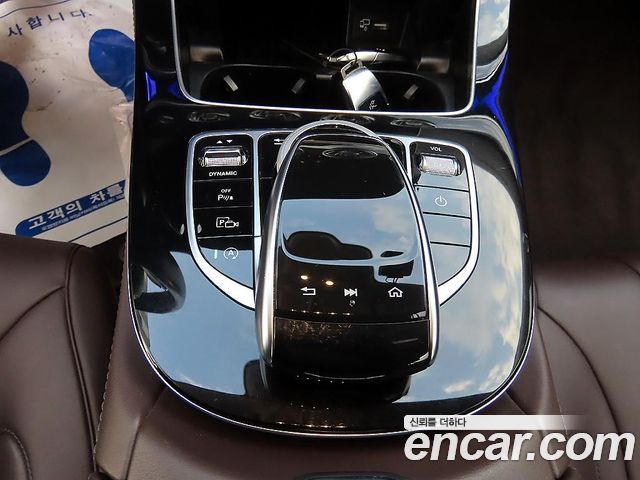 Mercedes-Benz CLS-Class 2020 — photo 13