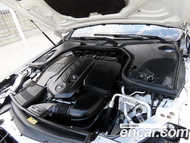 Mercedes-Benz CLS-Class 2020 — photo 19