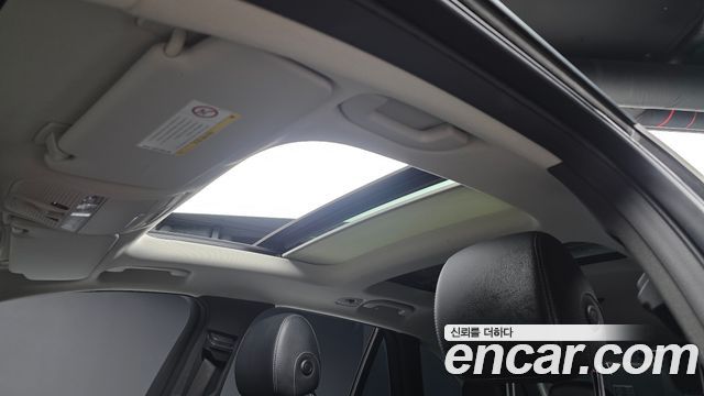 Mercedes-Benz GLC-Class 2017 — photo 16