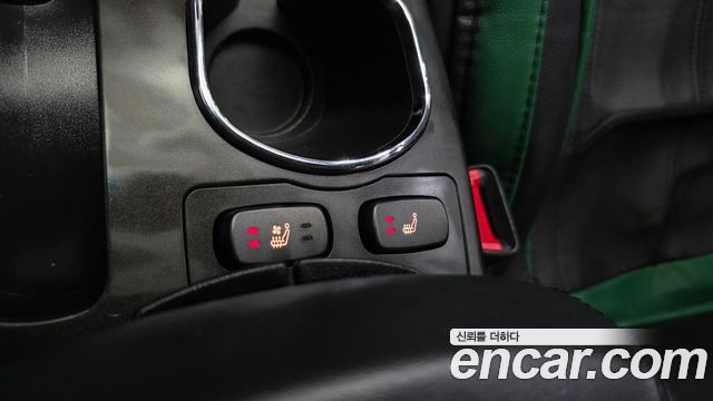 KG Mobility KORANDO 2018 — photo 22