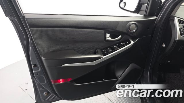KG Mobility KORANDO 2018 — photo 14