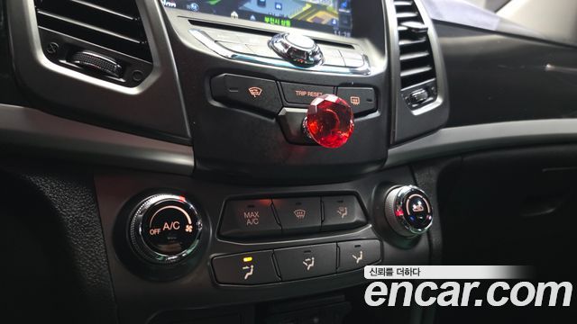 KG Mobility KORANDO 2018 — photo 28