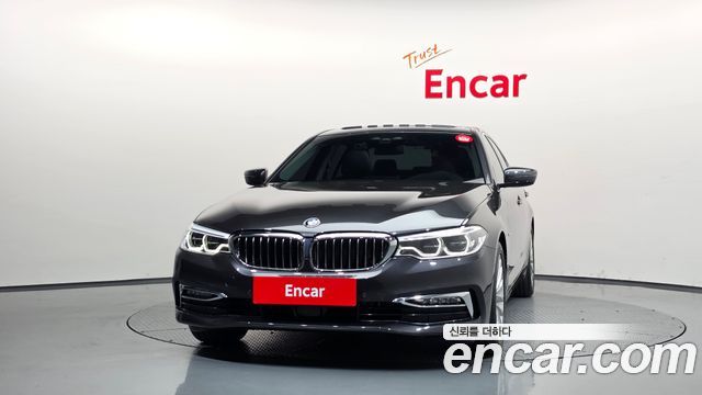 BMW 5-Series 2018 — photo 3