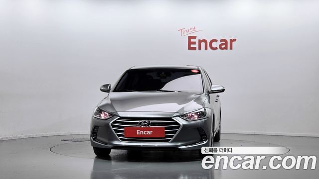 Hyundai AVANTE 2017 — photo 3